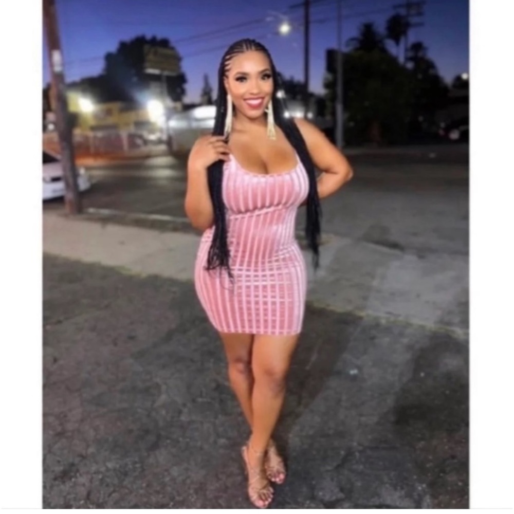 PINK VELVET SPAGHETTI STRAP BODY CON DRESS